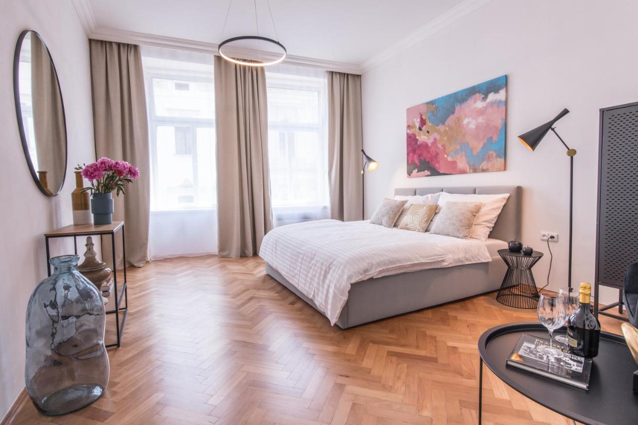 New Design Apt - Central Location Wenceslas Square Praha Eksteriør bilde
