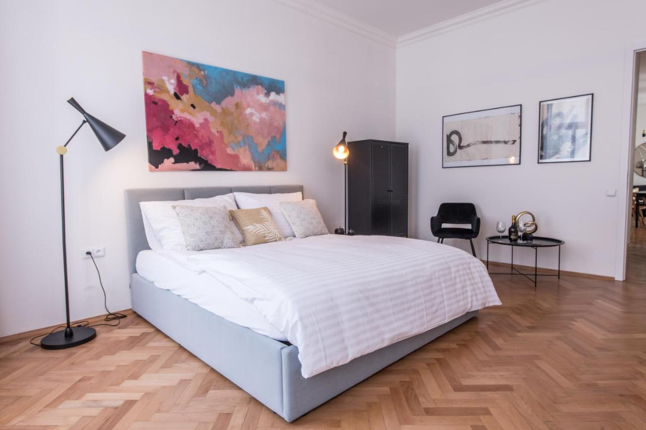 New Design Apt - Central Location Wenceslas Square Praha Eksteriør bilde